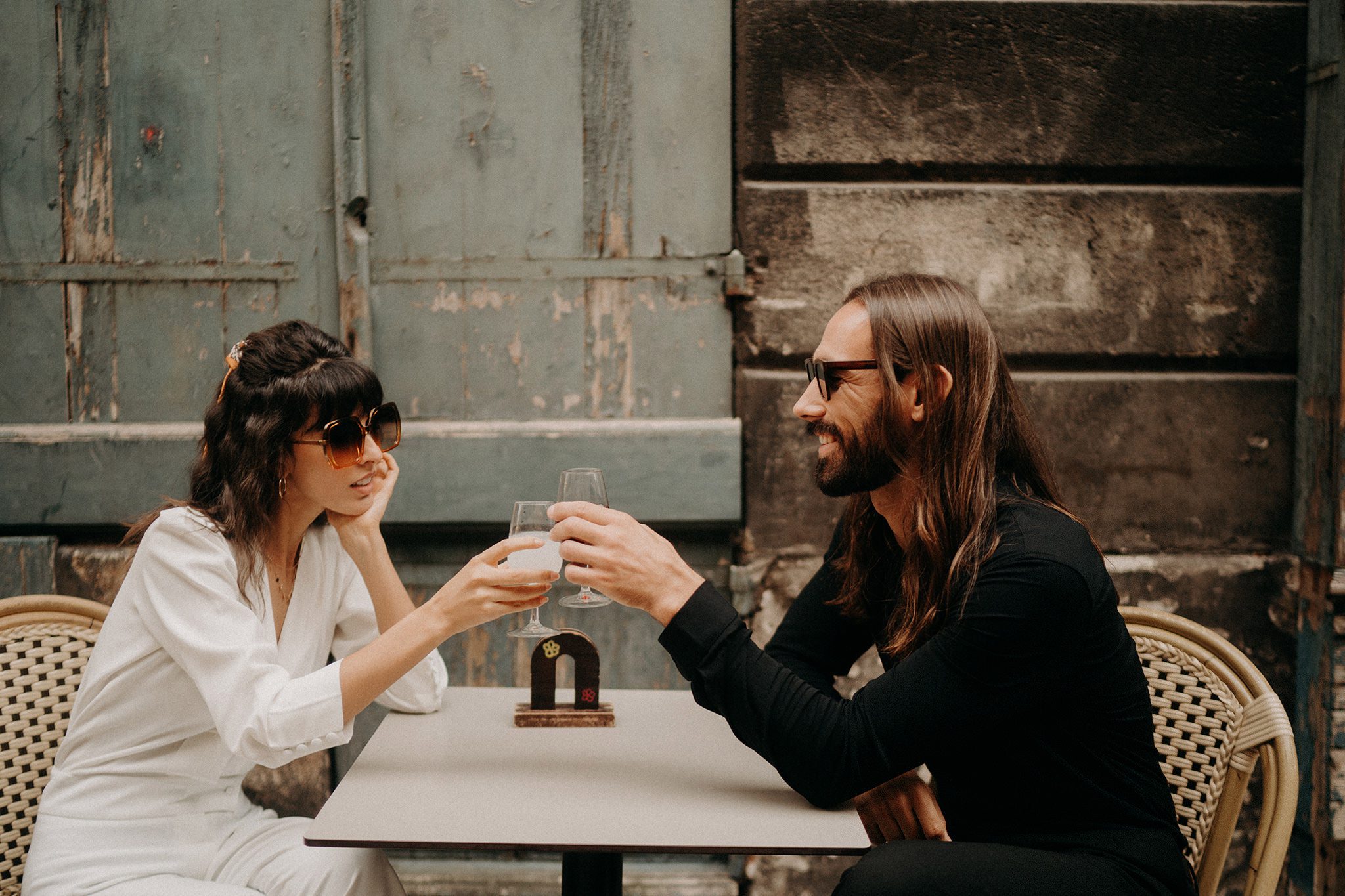 retro style elopement 70s