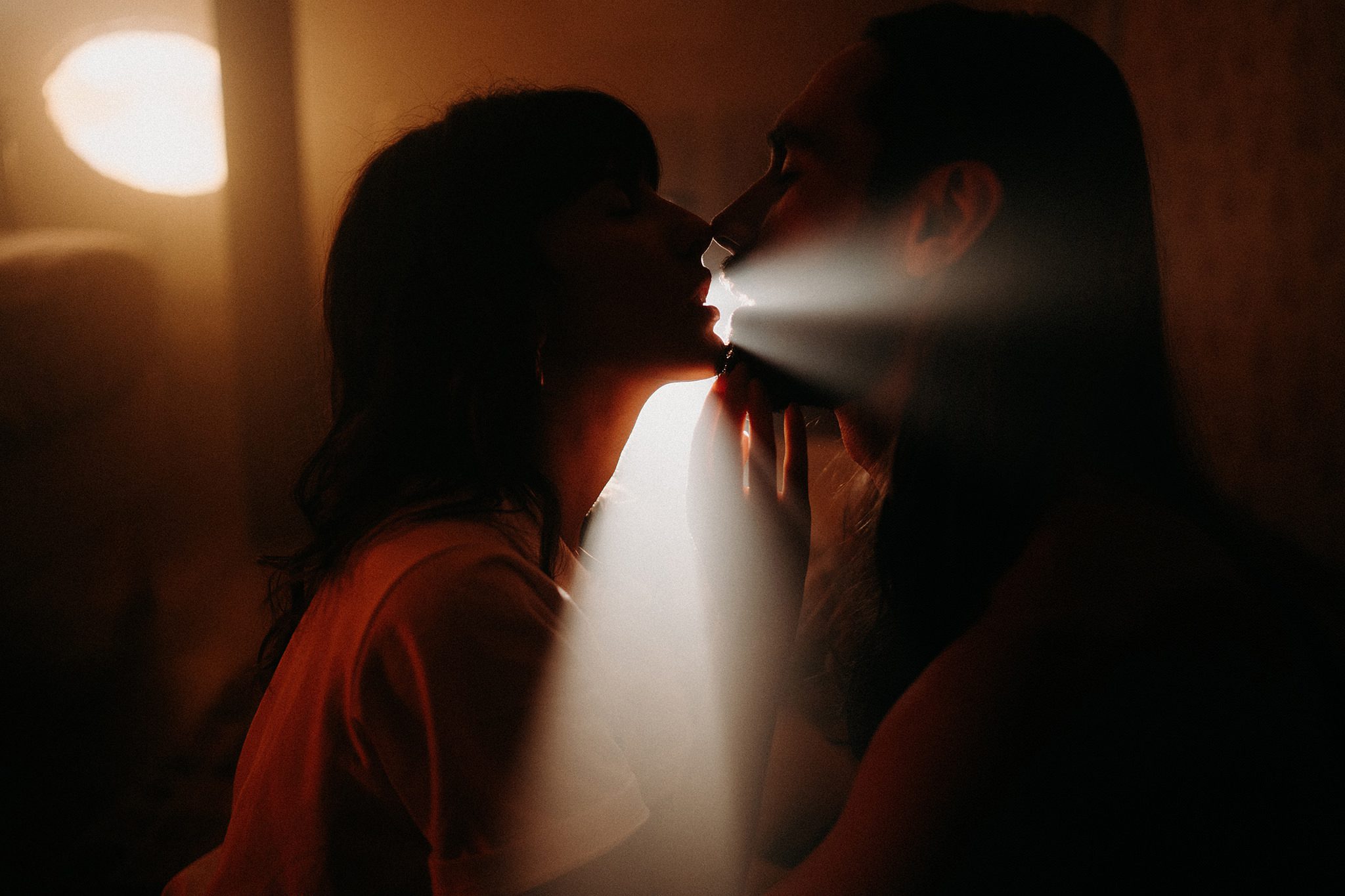retro style elopement 70s