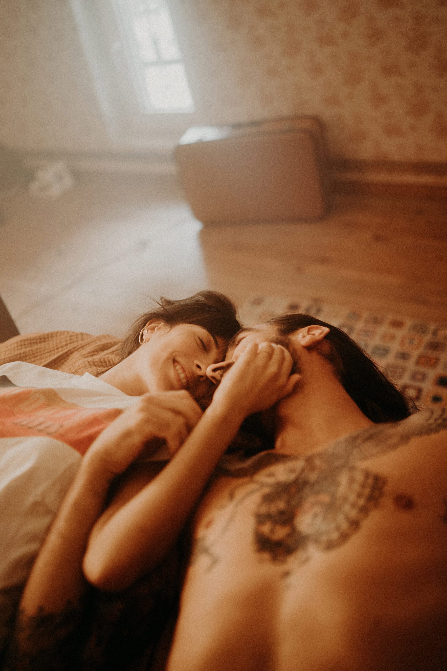 retro style elopement 70s