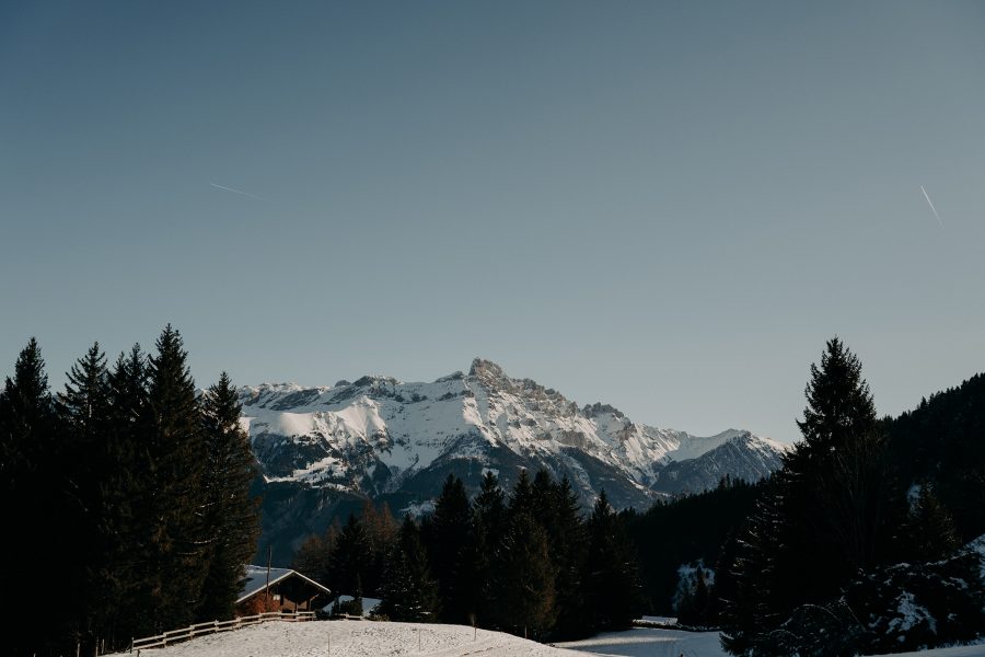 mariage suisse, vue sur le montagne. switzerland wedding