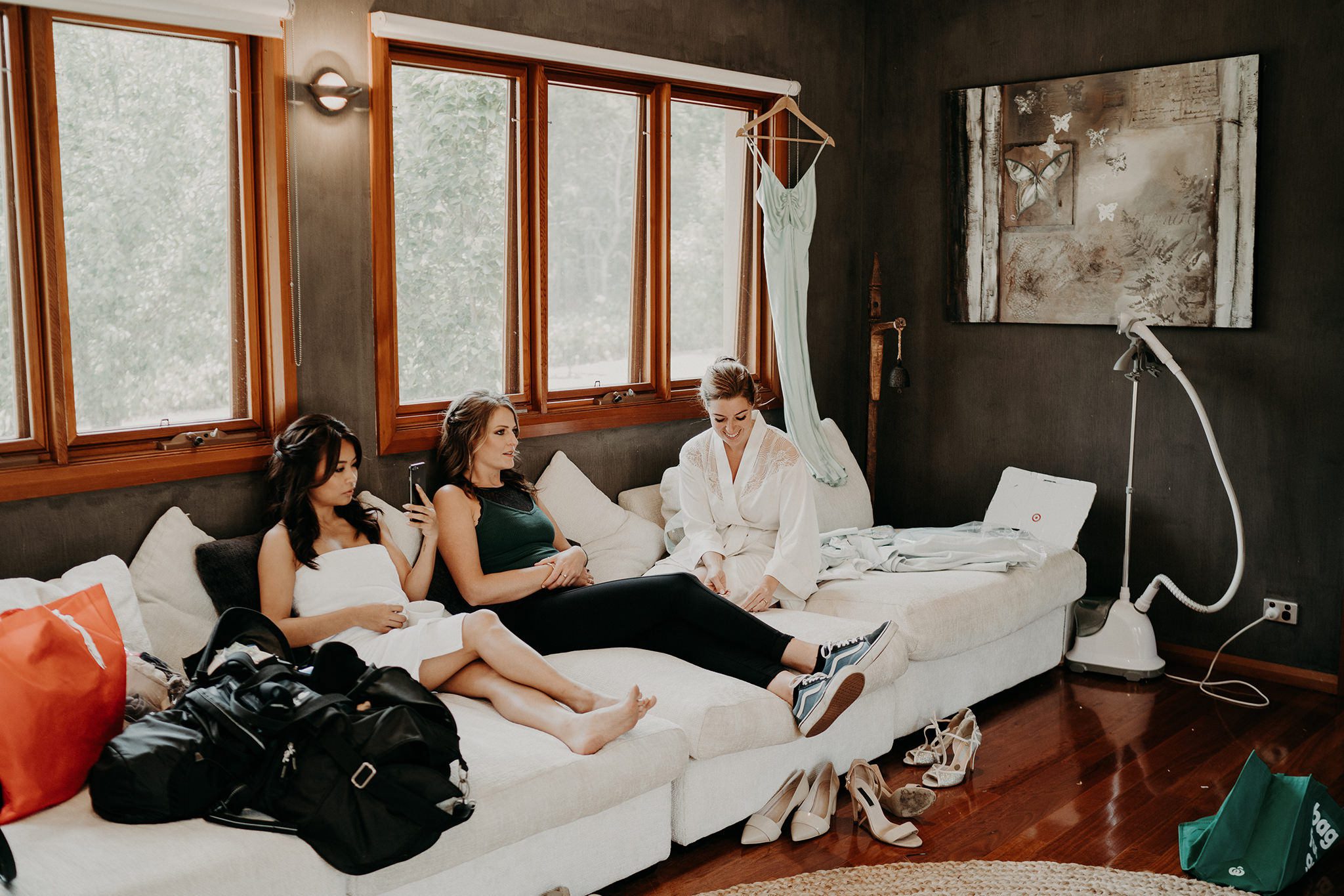 mariage sydney, boho elegant wedding, bride bridesmaids getting ready