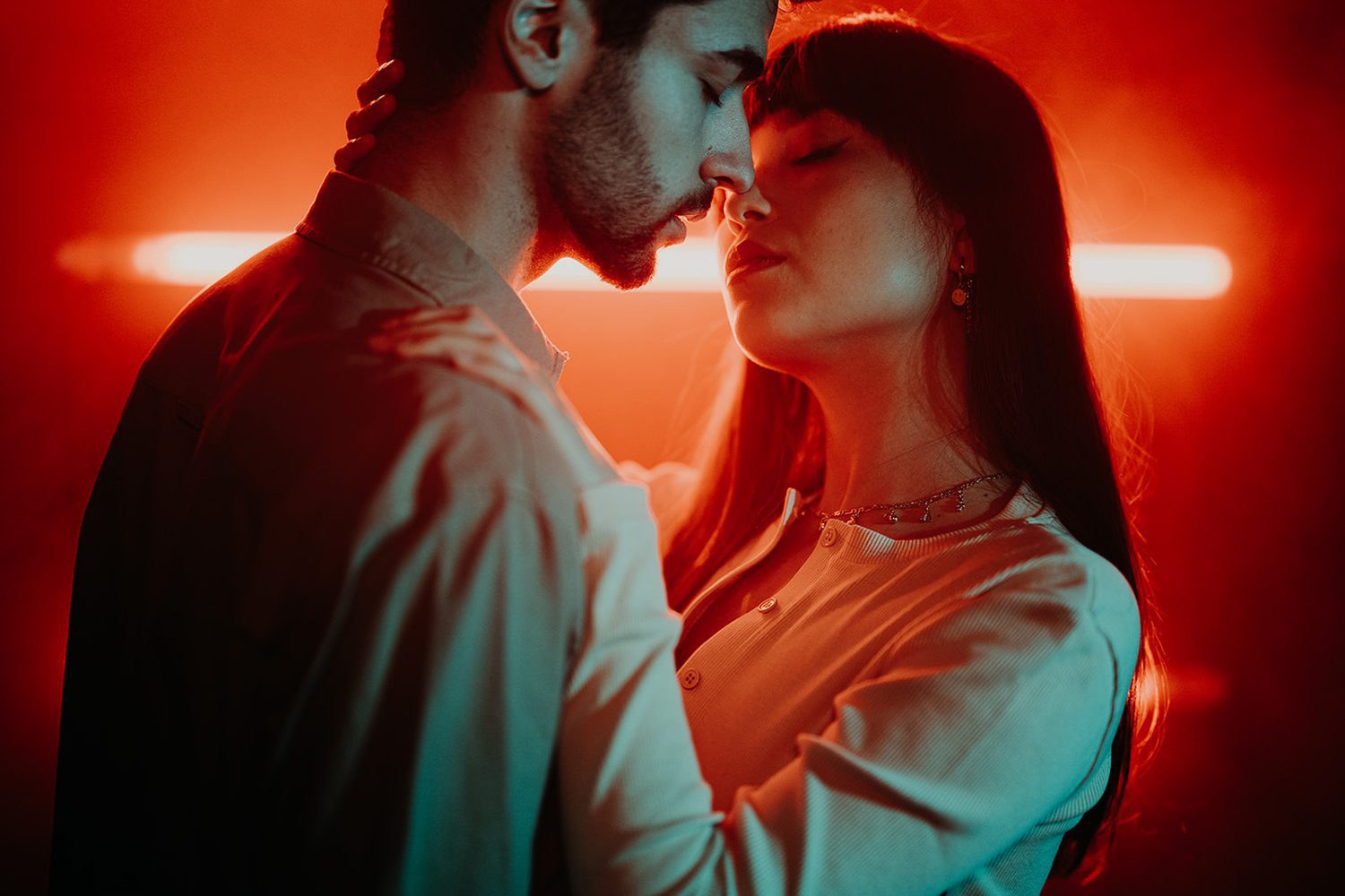 couple session neon lights